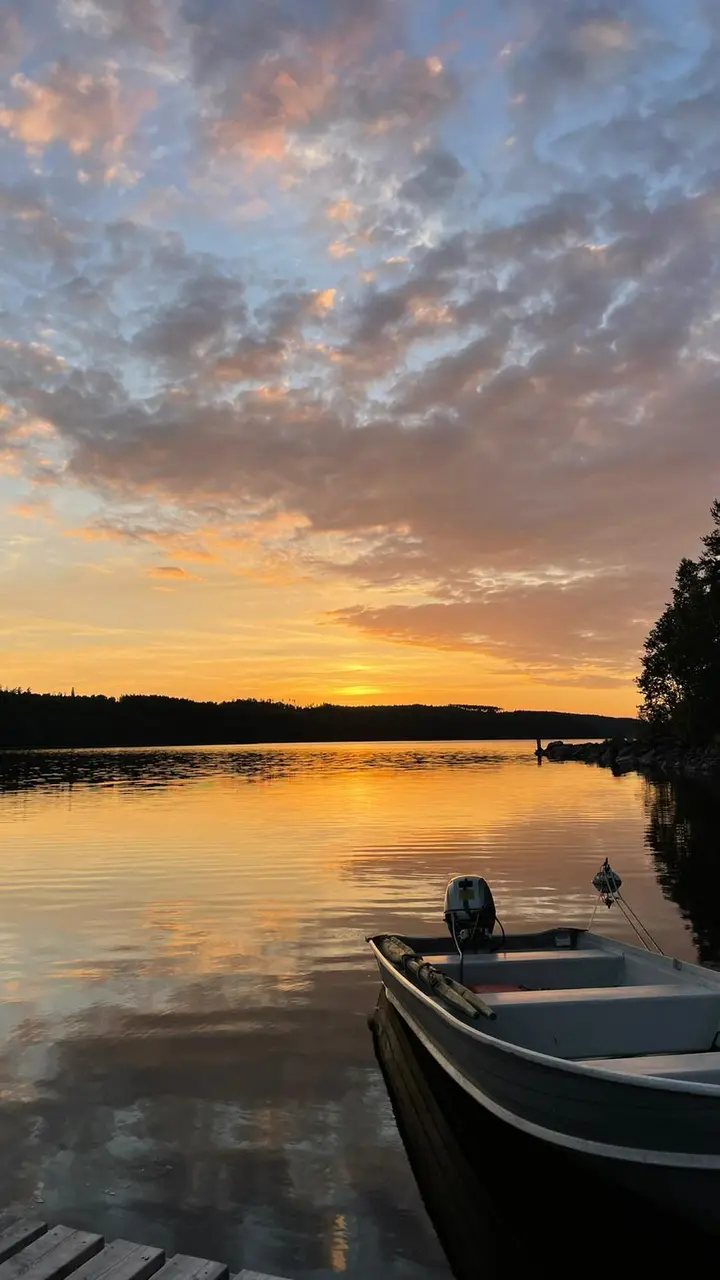 Kvällstur i Dalslands sjölandskap